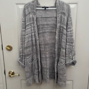 Relativity Women’s Hooded Gray Cardigan. XL